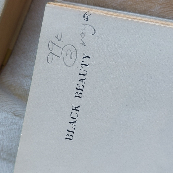 Vintage childrens books Bambi Black Beauty Shakespeare Robinson Crusoe Huck Finn - Picture 12 of 14